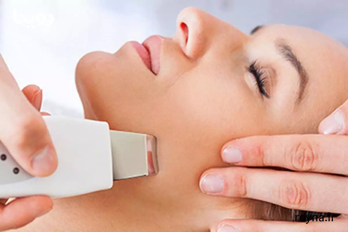 ماساژ صورت با اتو صورت از پایین به بالا