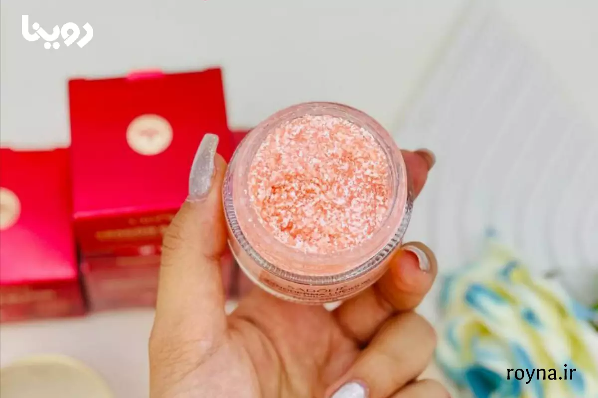 بافت سرم کرم خون اژدها قرمز رنگ و غلیظ